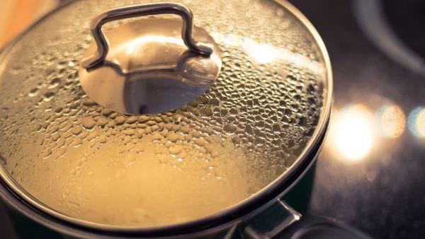 コンビニ弁当を湯煎以外で温める方法