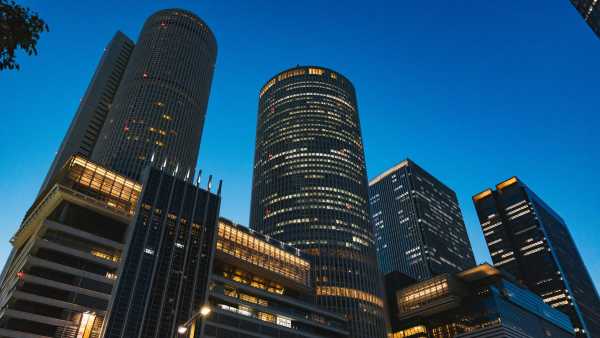 フィフィの実家は?